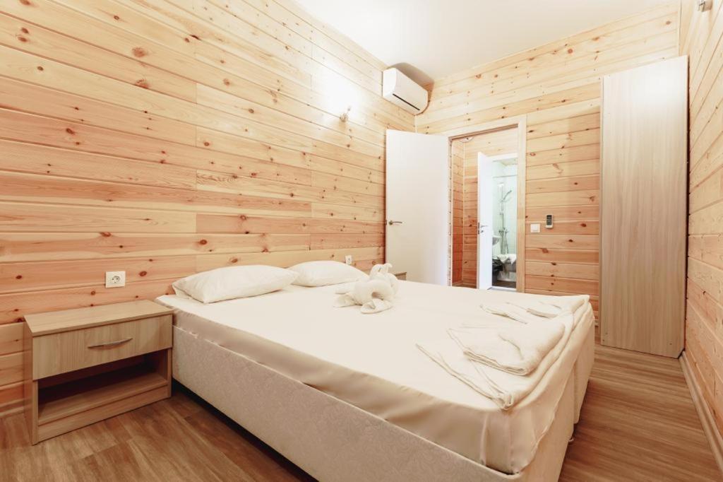 Guest House Amshin 찬드리프쉬 외부 사진
